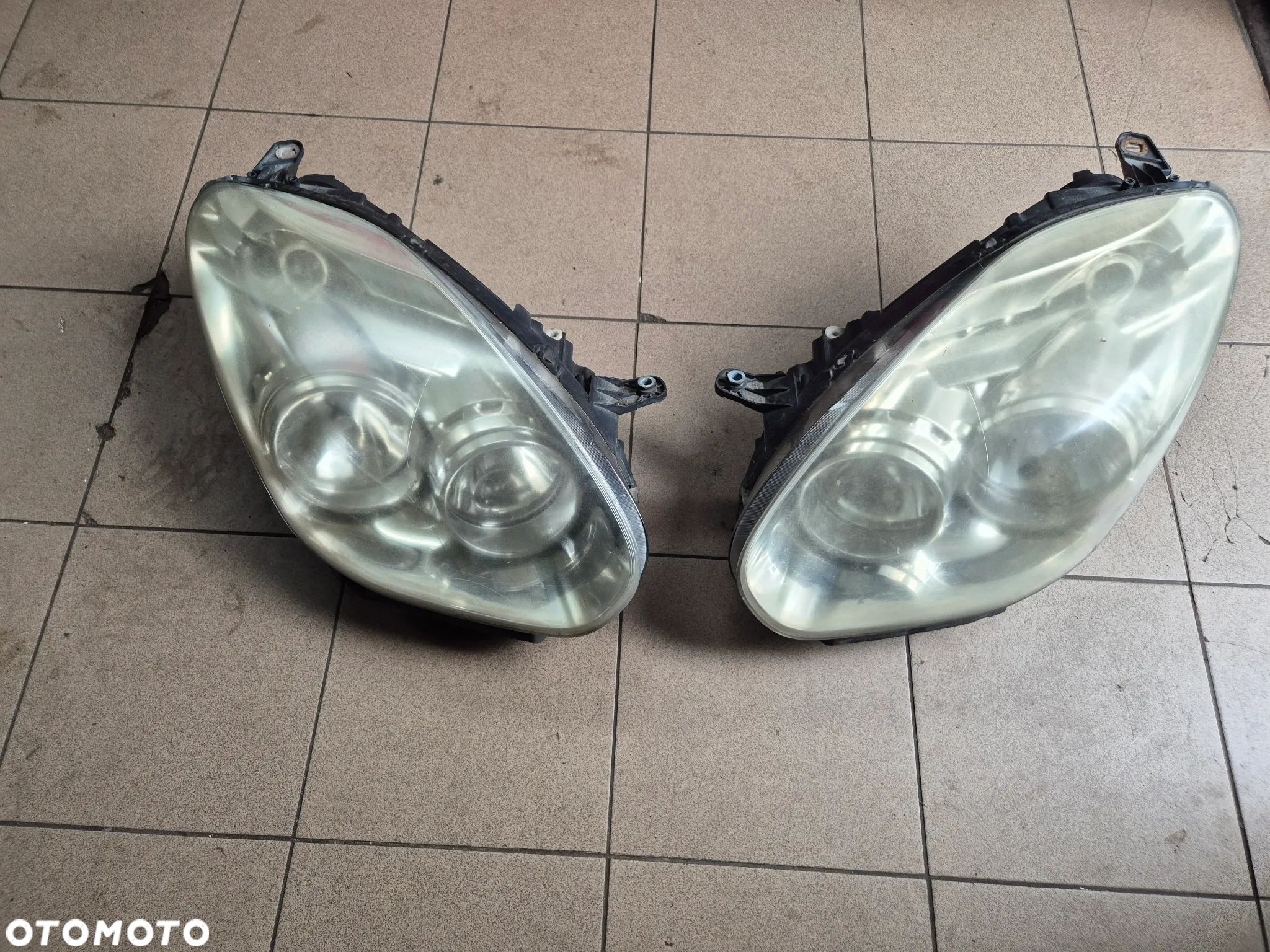 LAMPA PRZÓD LEWA EU OPEL COMBO D FIAT DOBLO II 10-20r. - 1
