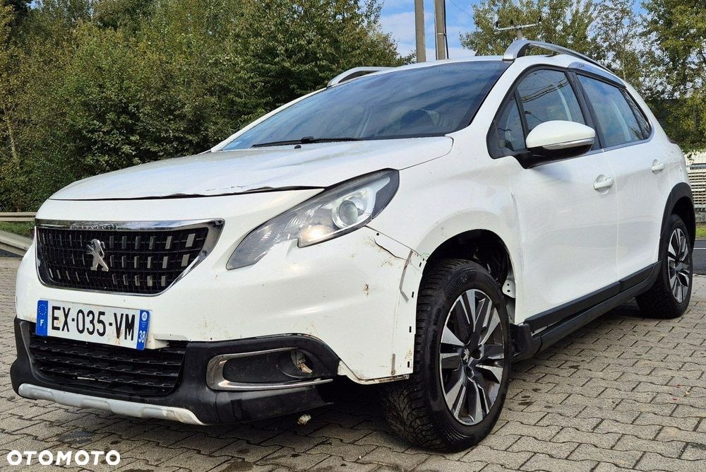 Peugeot 2008 PureTech 110 Stop&Start Allure - 2