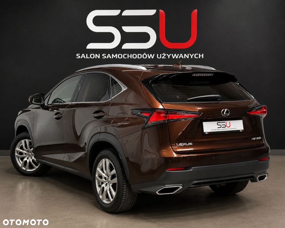 Lexus NX 300 Comfort AWD - 4