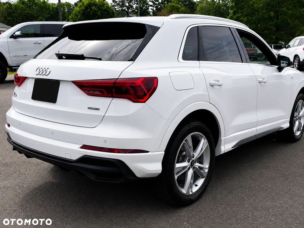 Audi Q3 45 TFSI Quattro S Line S tronic - 4