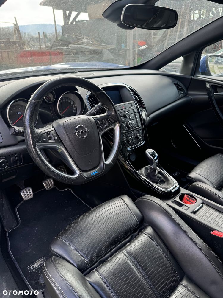 Opel Astra OPC - 11