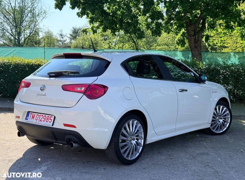 Alfa Romeo Giulietta 1.4 M-Air Distinctive - 4