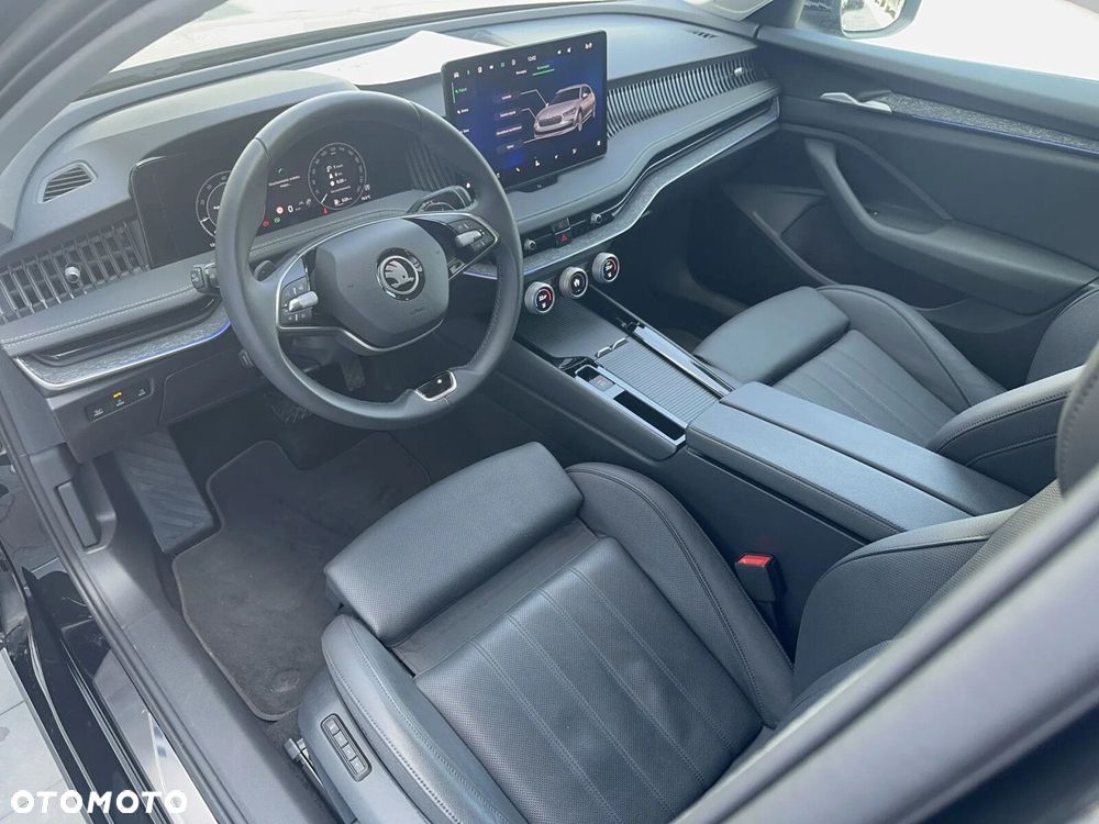 Skoda Superb 2.0 TDI SCR 4x4 Selection DSG - 11