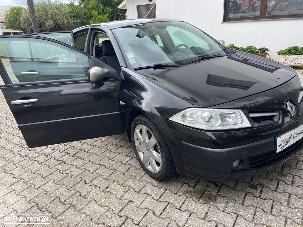 Renault Mégane 1.5 dCi Privilège - 11
