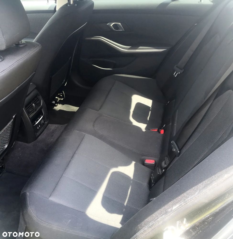 BMW Seria 3 318d Luxury Line - 5