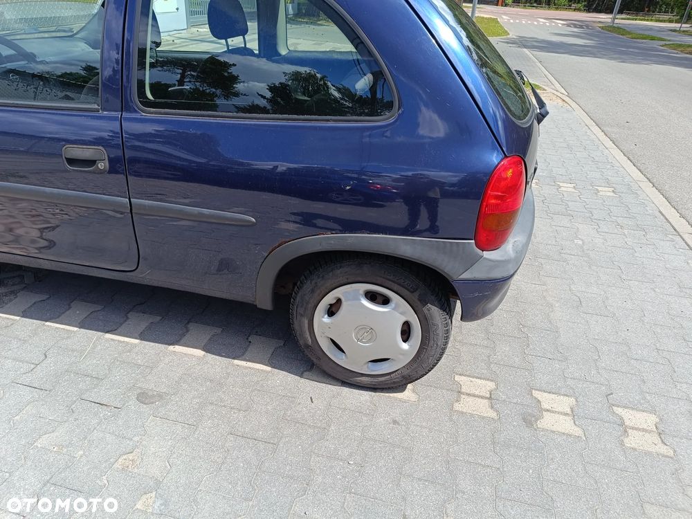 Opel Corsa 1.2 Swing 16v - 9