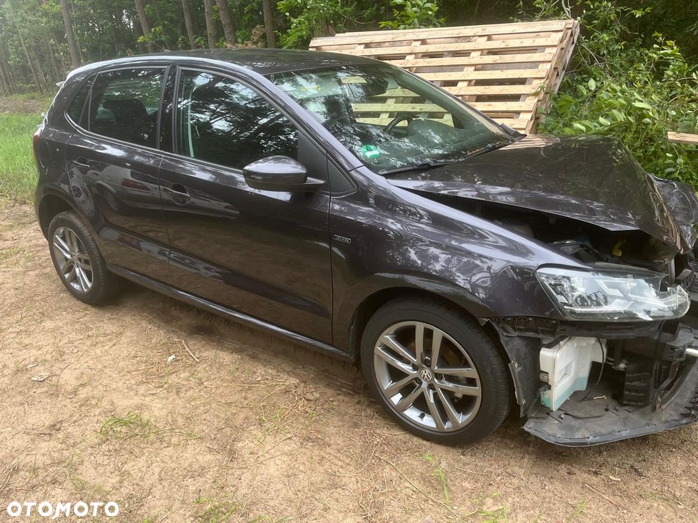 Volkswagen Polo 1.2 TSI Blue Motion Technology DSG Lounge - 2
