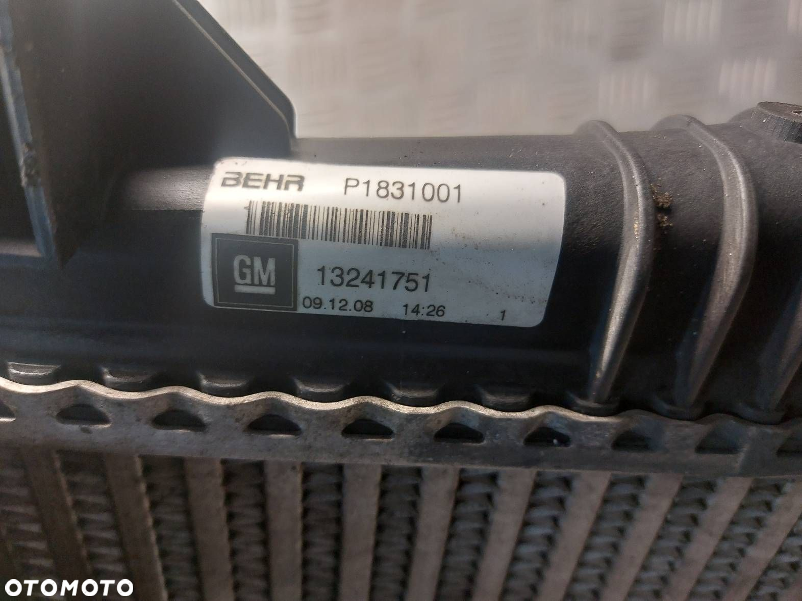 CHŁODNICA POWIETRZA INTERCOOLER OPEL INSIGNIA A 2.0 CDTI 13241751 - 2