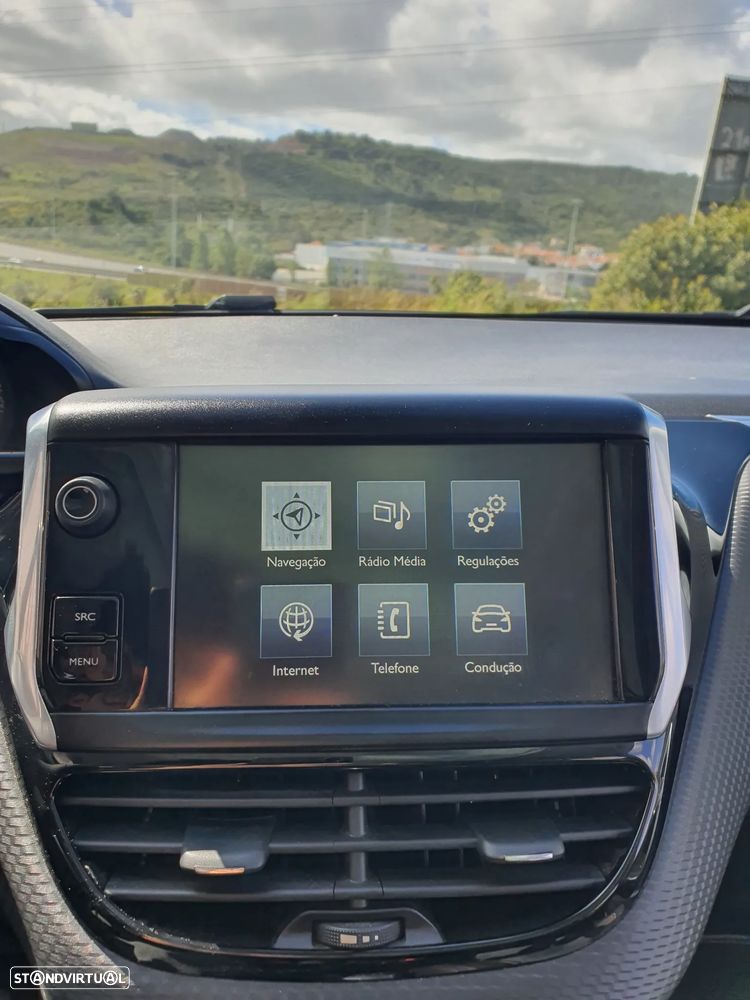 Peugeot 2008 PureTech 130 Stop&Start Allure - 44