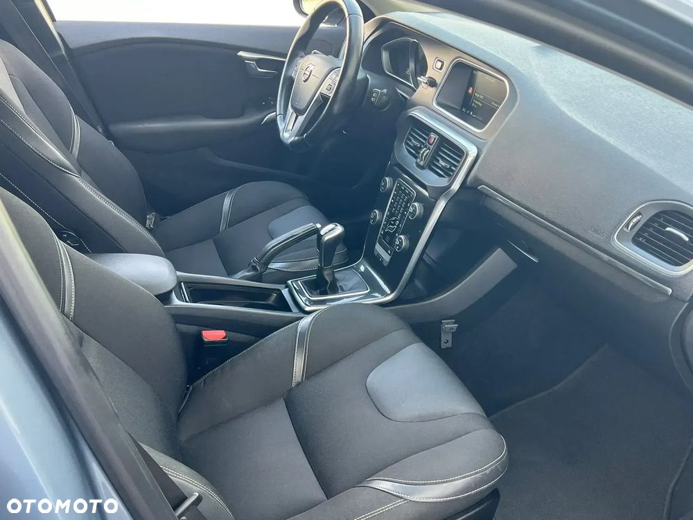 Volvo V40 D3 Drive-E Base - 12