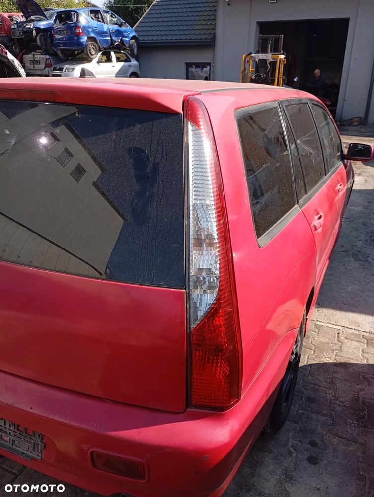 MITSUBISHI LANCER VII KOMBI LAMPA TYŁ PRAWA I LEWA TYLNA - 2