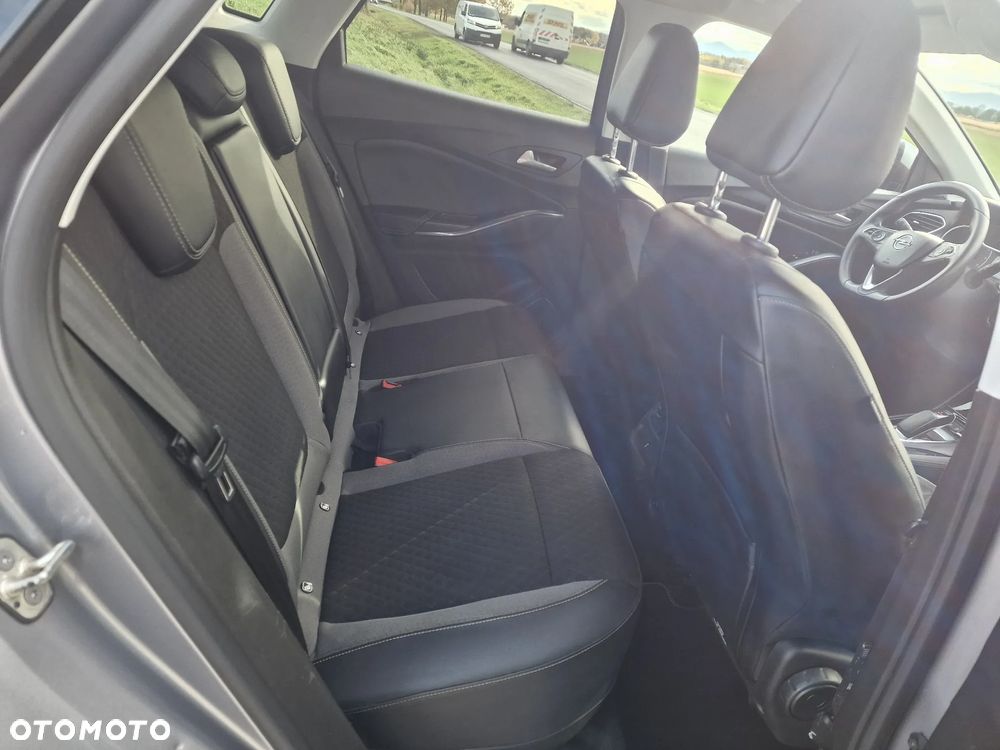 Opel Grandland X 1.6 T PHEV Design Line - 26