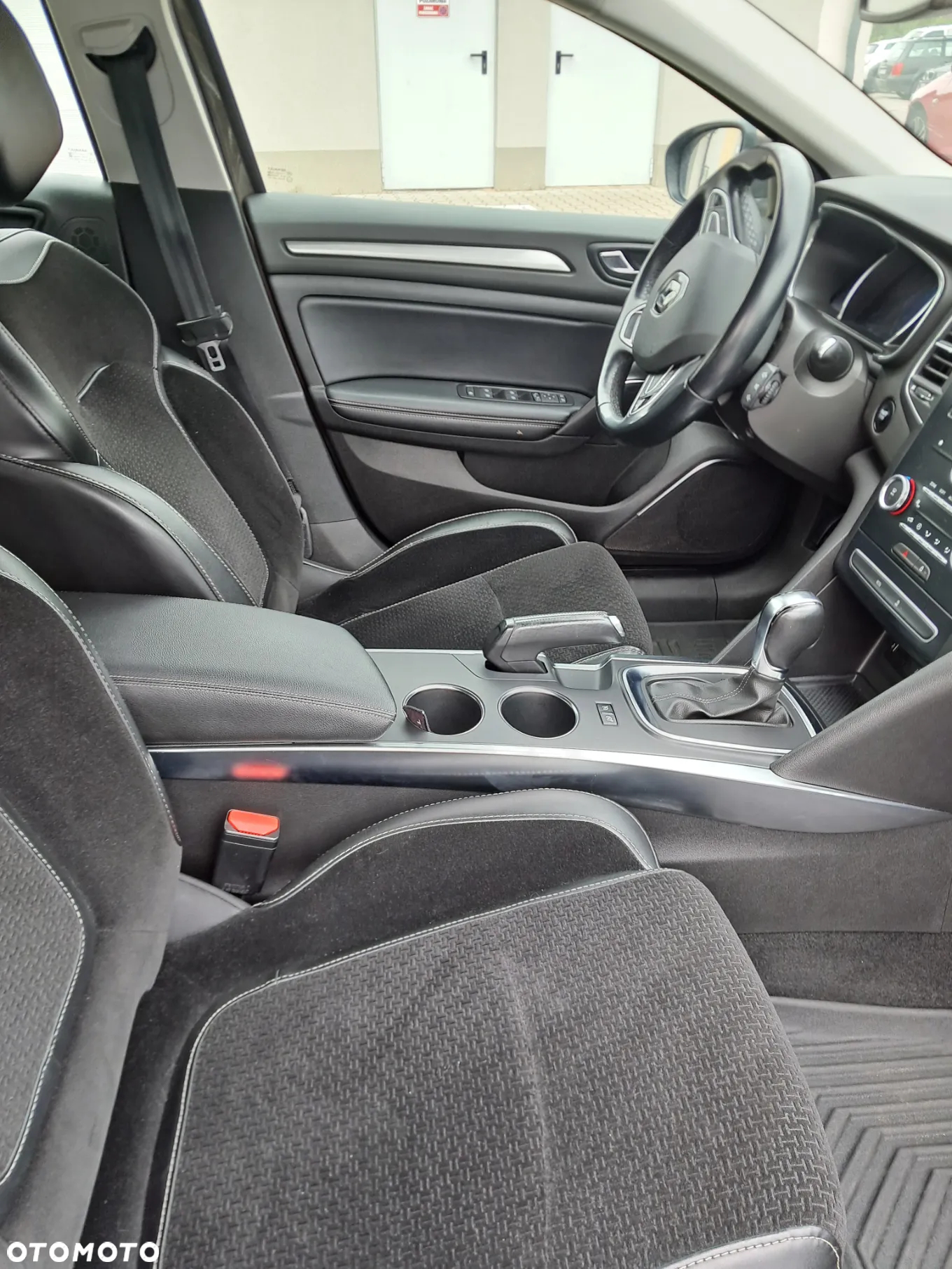 Renault Megane 1.5 dCi Intens EDC - 5