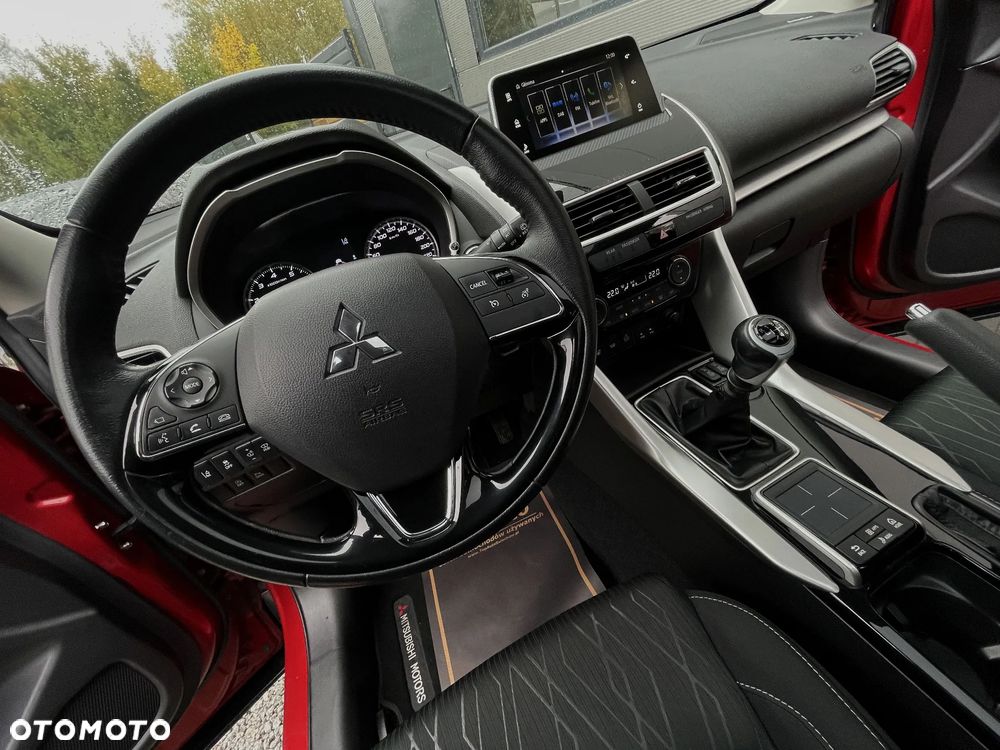 Mitsubishi Eclipse Cross 1.5 T Intense - 30