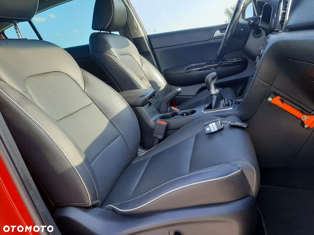 Kia Sportage 1.7 CRDI Business Line L 2WD - 28