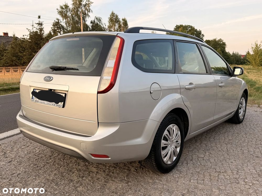 Ford Focus 1.6 Trend - 5