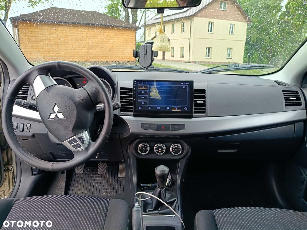 Mitsubishi Lancer - 3