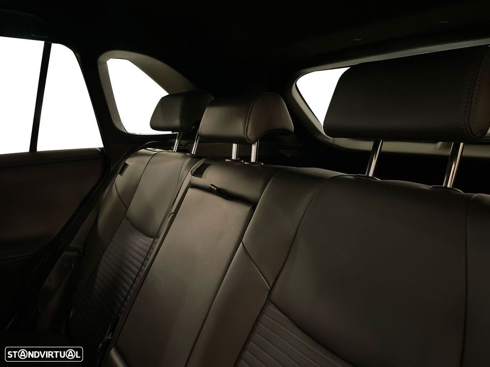 Toyota RAV4 - 12