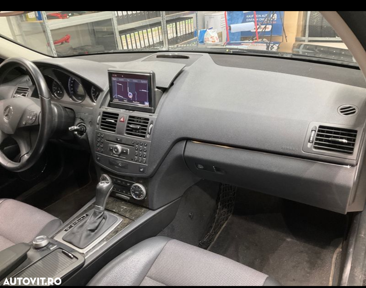 Mercedes-Benz C - 8