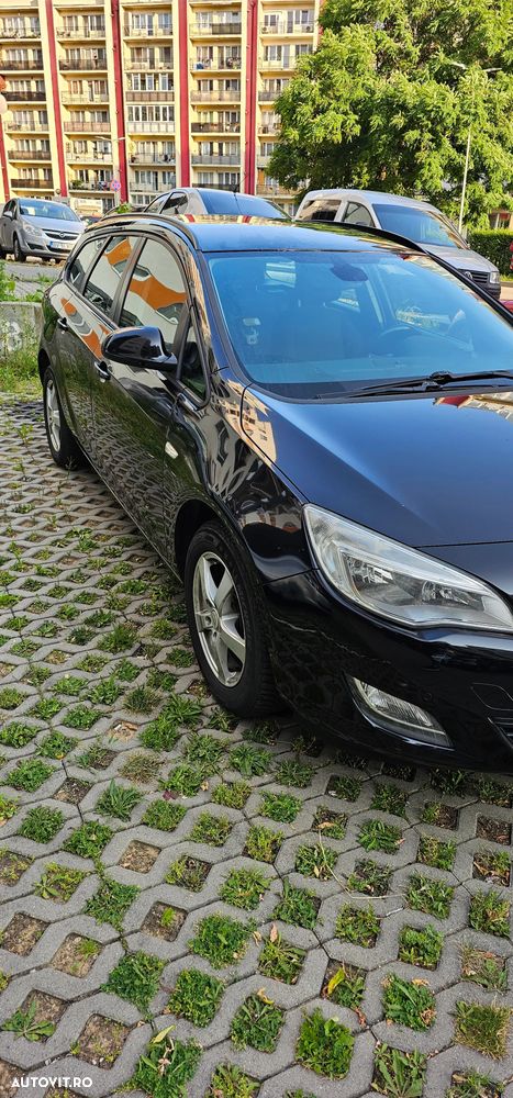 Opel Astra 2.0 CDTI DPF Sports Tourer Automatik - 2
