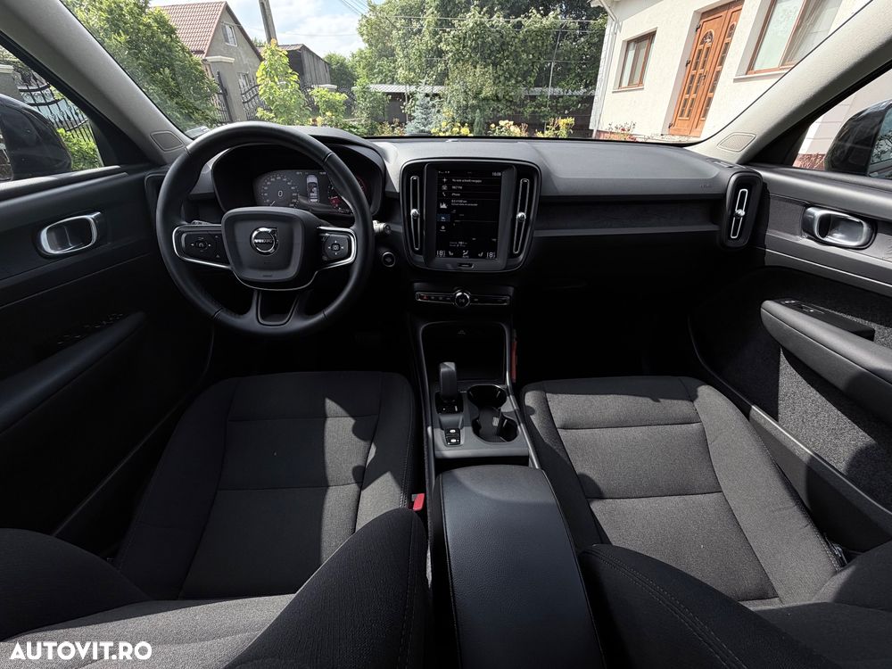 Volvo XC 40 T2 Plus Dark - 6