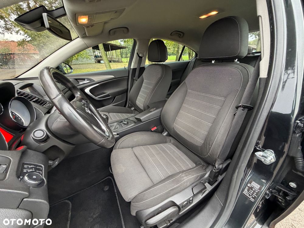 Opel Insignia - 16