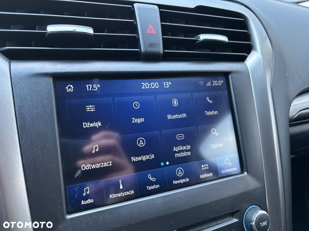 Ford Fusion 2.0 EcoBoost Titanium - 28