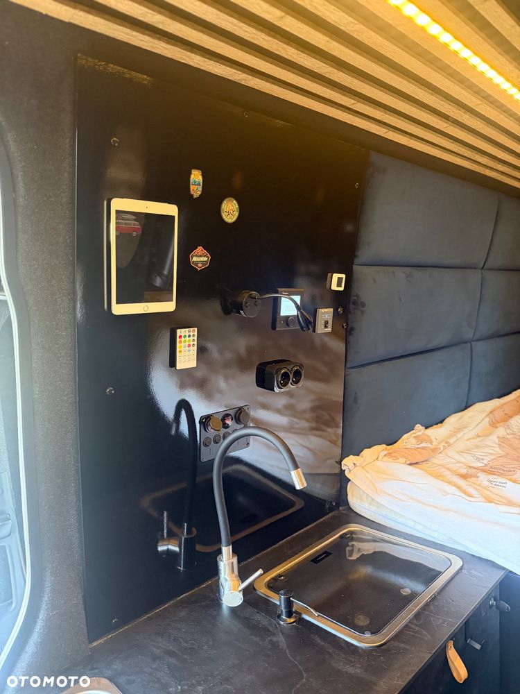 Mercedes-Benz Sprinter - 8