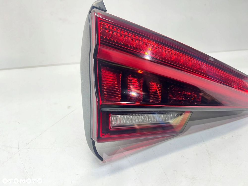 LAMPA LEWY TYŁ W KLAPĘ LED AUDI A4 B9 SEDAN 8W5945093B - 4