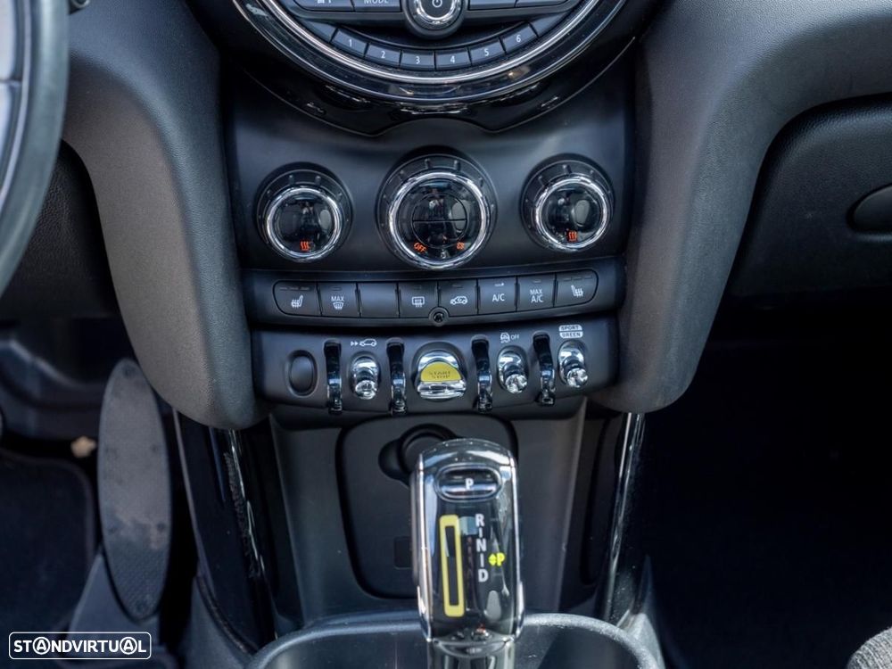 MINI 3 Portas Cooper SE - 30