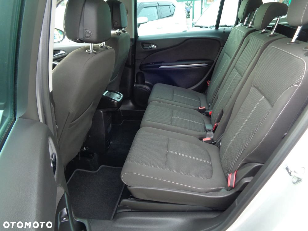 Opel Zafira Tourer 1.4 Turbo drive - 17
