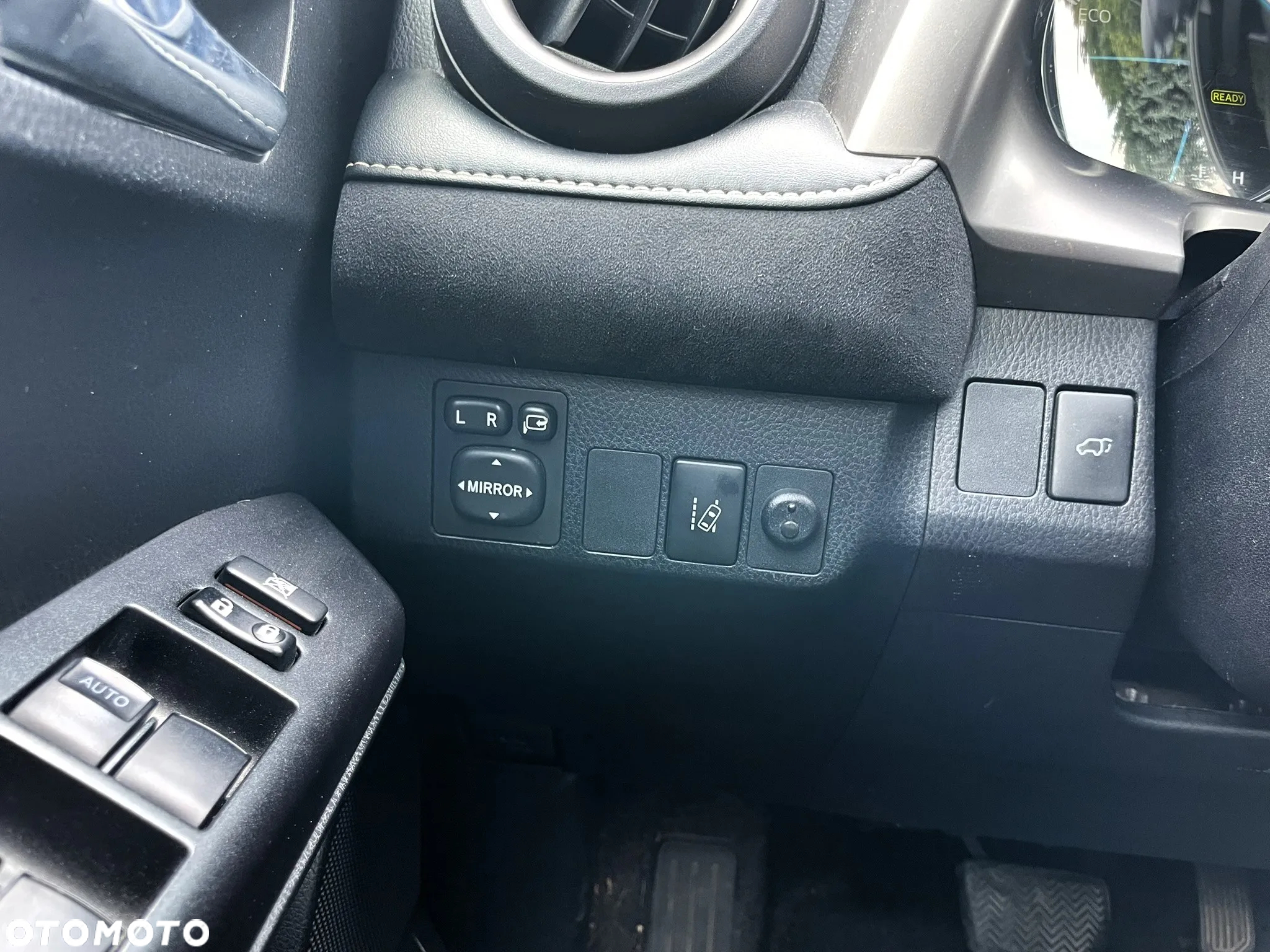 Toyota RAV4 Hybrid Prestige 4x4 - 19
