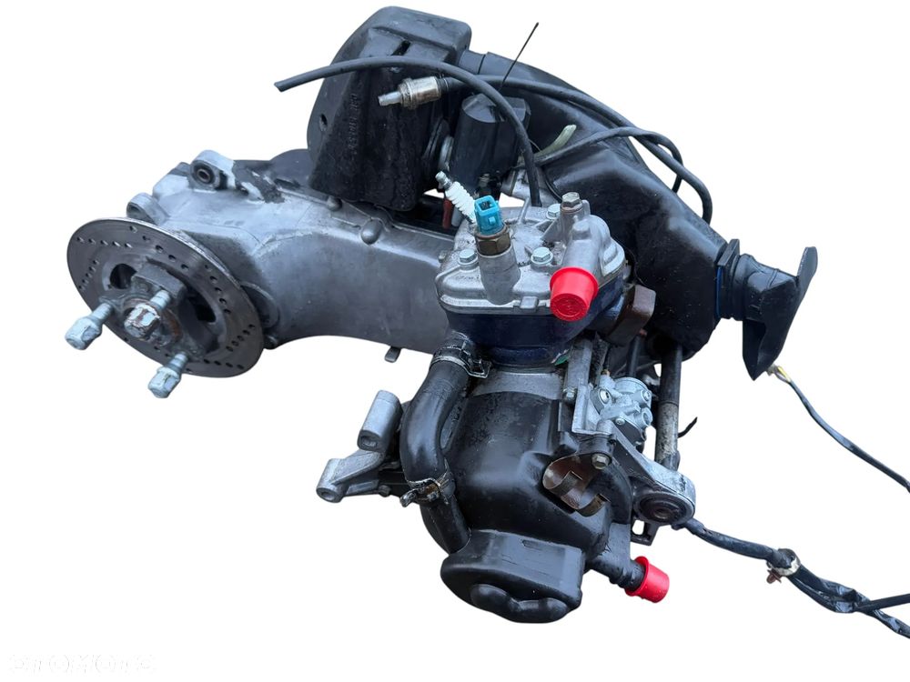 Silnik Peugeot SpeedFight 2  Kompletny silnik - 5