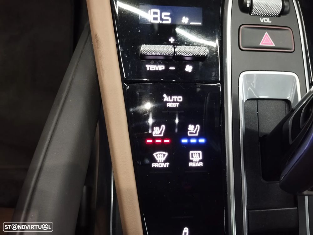 Porsche Cayenne Coupé Turbo S E-Hybrid - 57