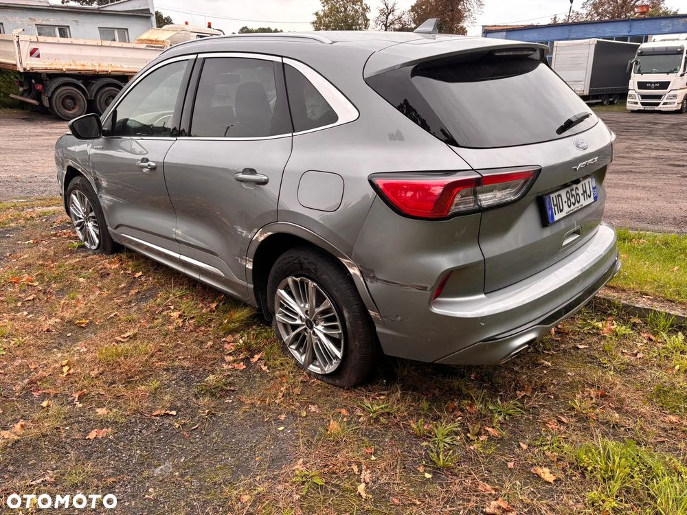 Ford Kuga - 3
