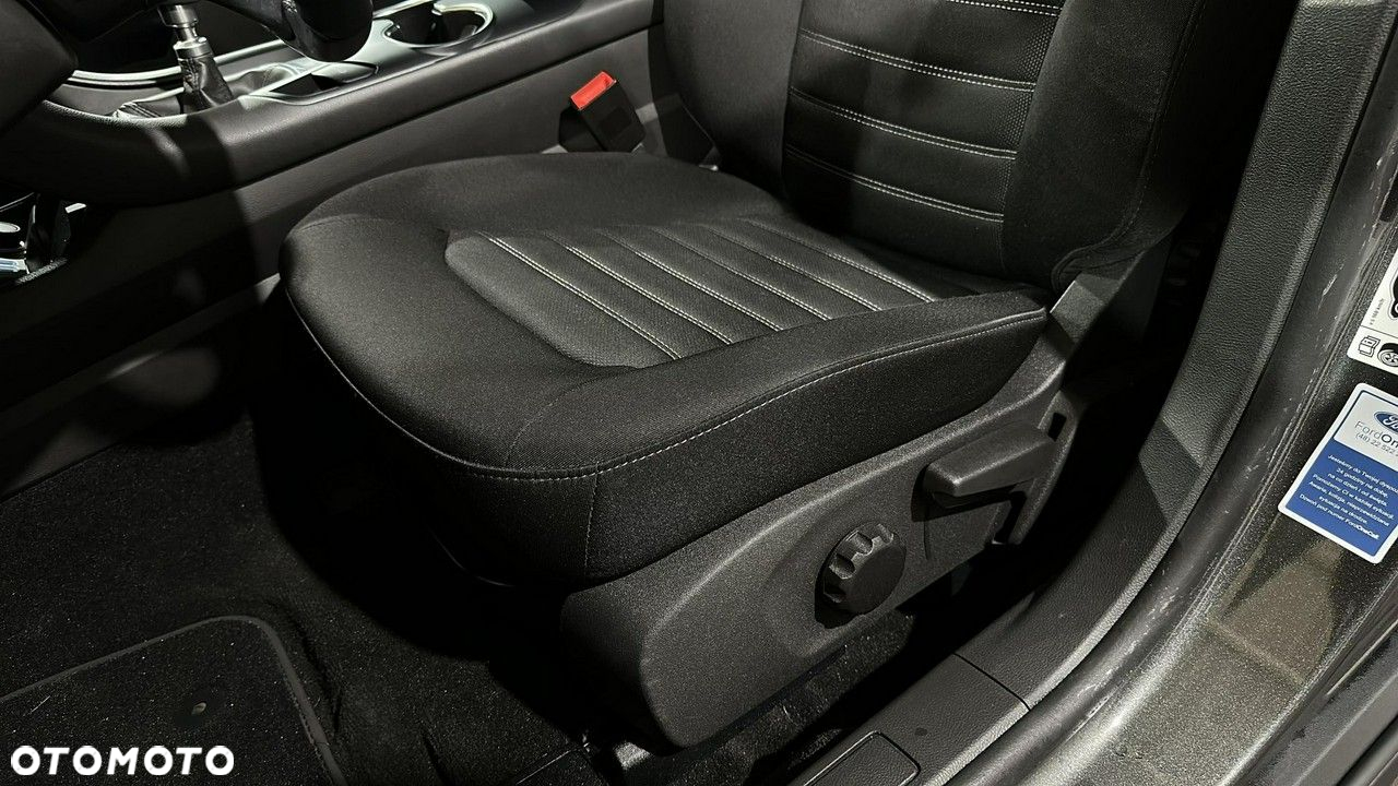 Ford Mondeo - 13