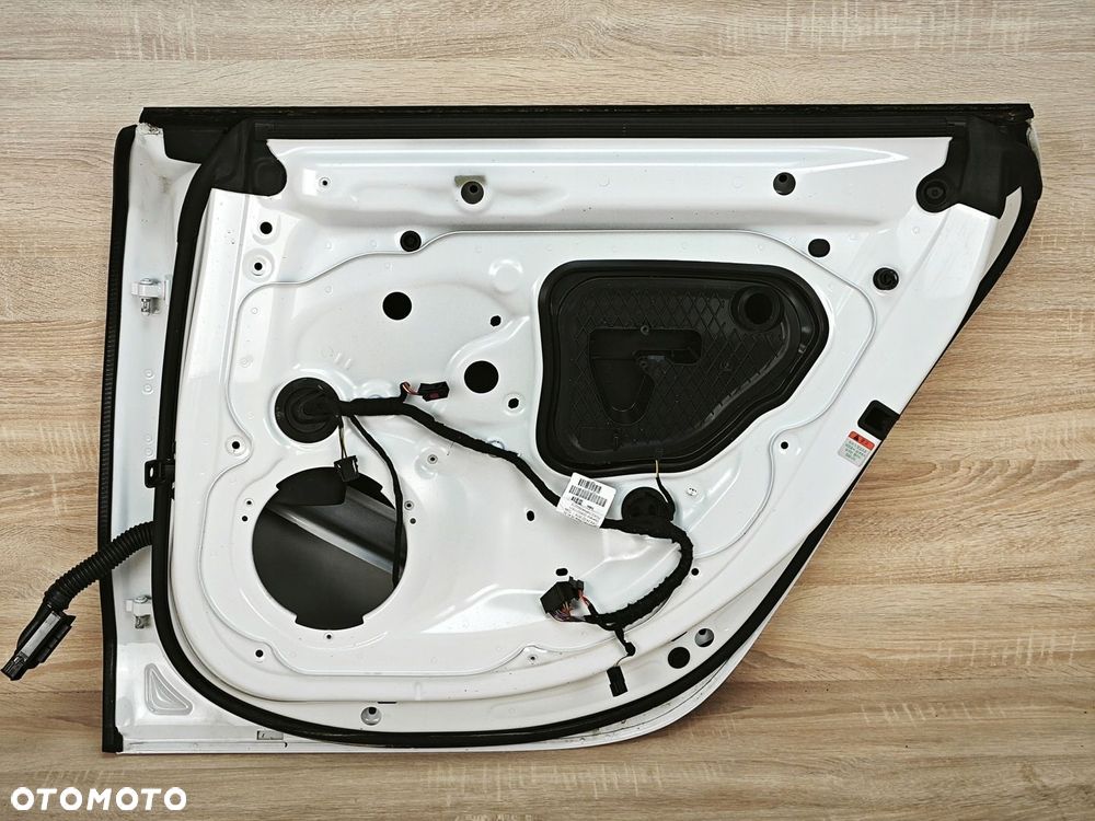 DRZWI PRAWY TYŁ AUDI A7 C7 LS9R 32 km - 4