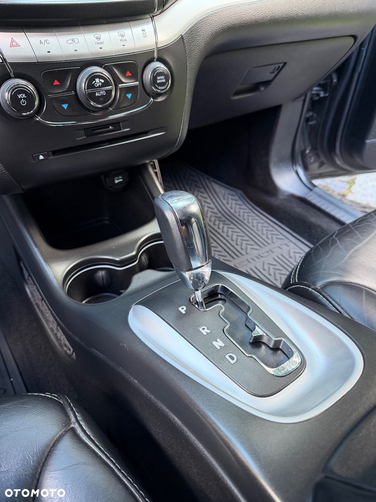Fiat Freemont 2.0 Multijet 16V DPF Automatik Allrad Cross - 32