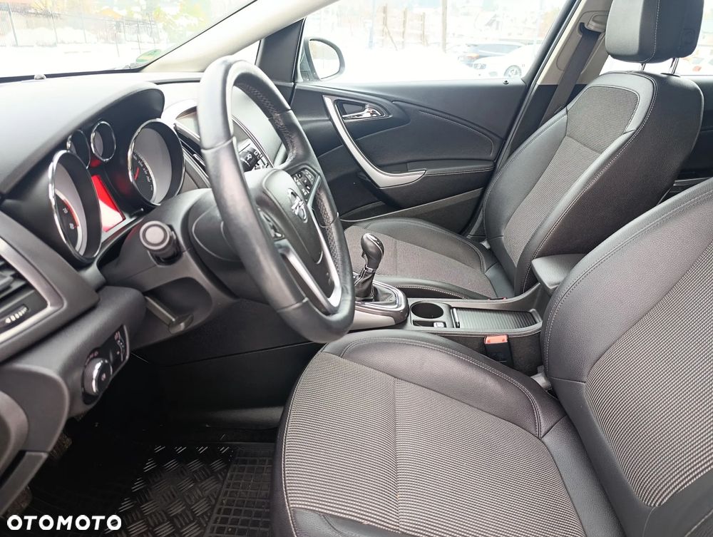 Opel Astra 1.6 Turbo Active - 12