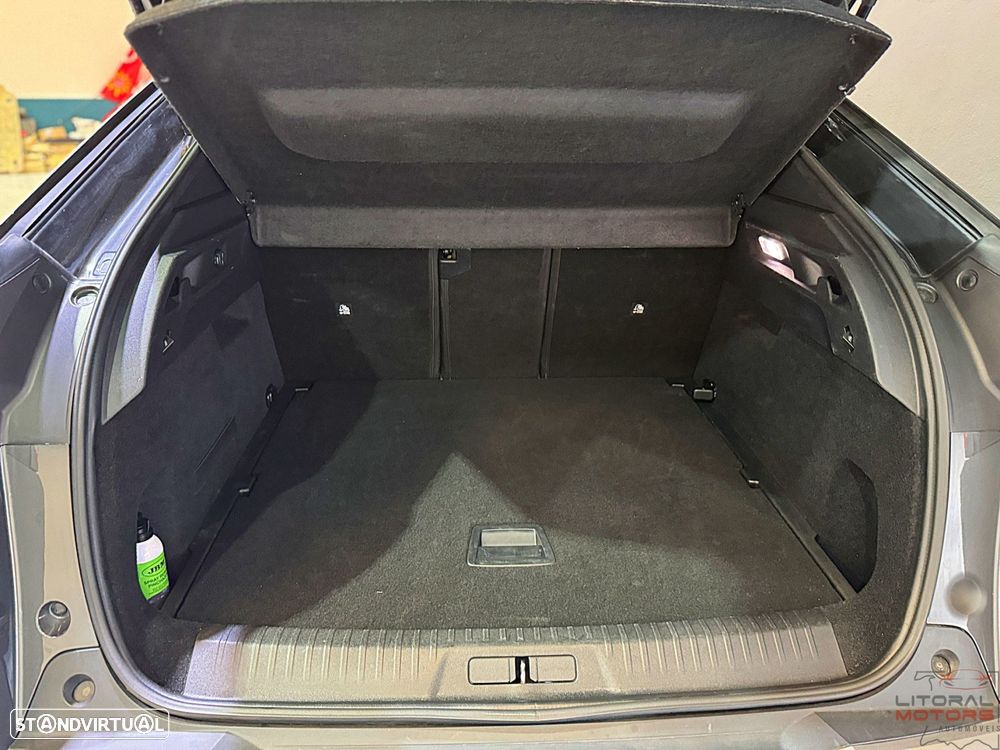 Peugeot 3008 1.2 Hybrid Allure e-DCS6 - 11