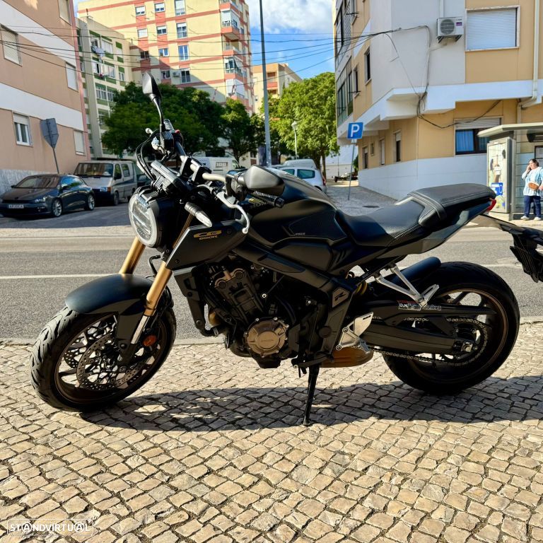 Honda CB 650 RA - 28