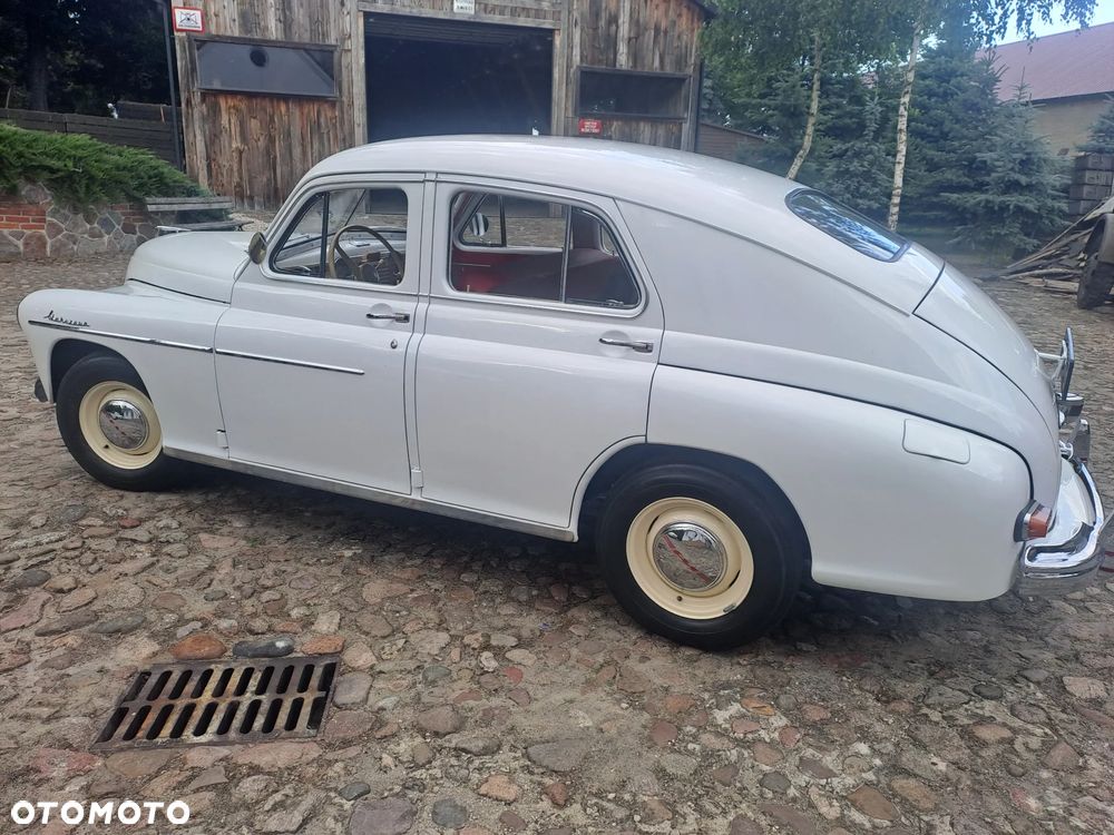 Warszawa M-20 - 3