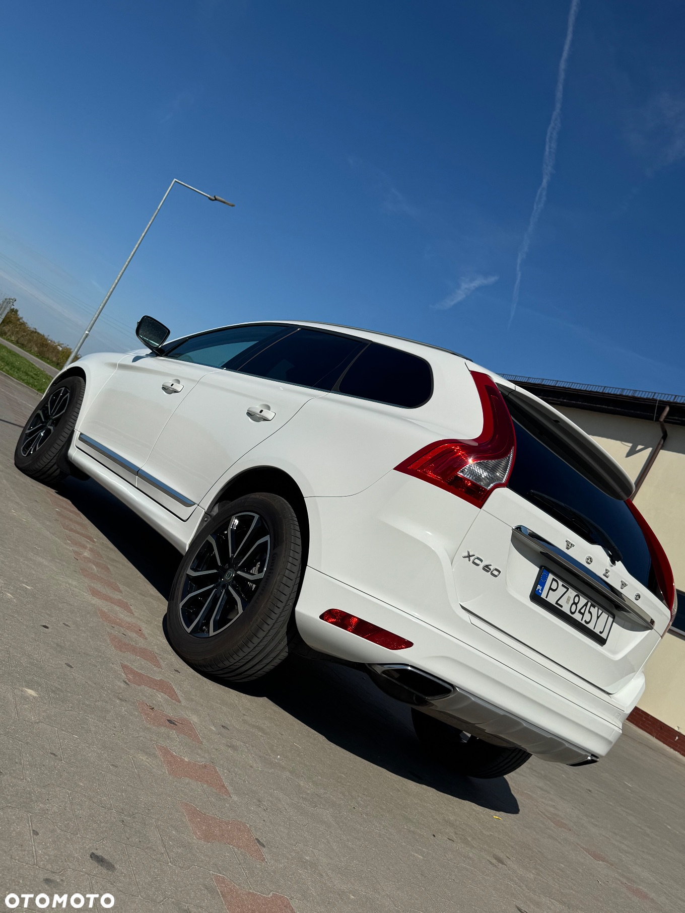 Volvo XC 60 3.2 AWD Momentum - 6