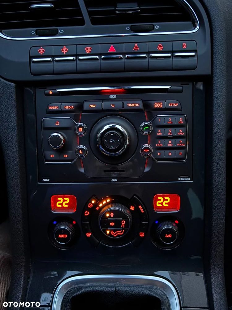 Peugeot 5008 155 THP Allure - 19