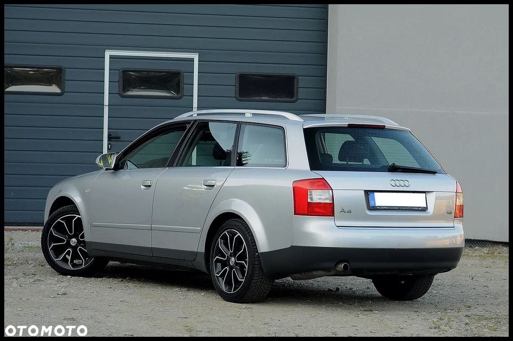 Audi A4 Avant - 22