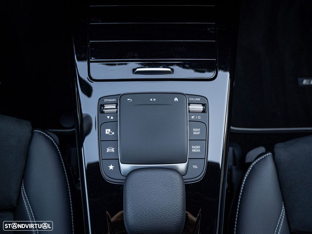 Mercedes-Benz CLA 250 - 16