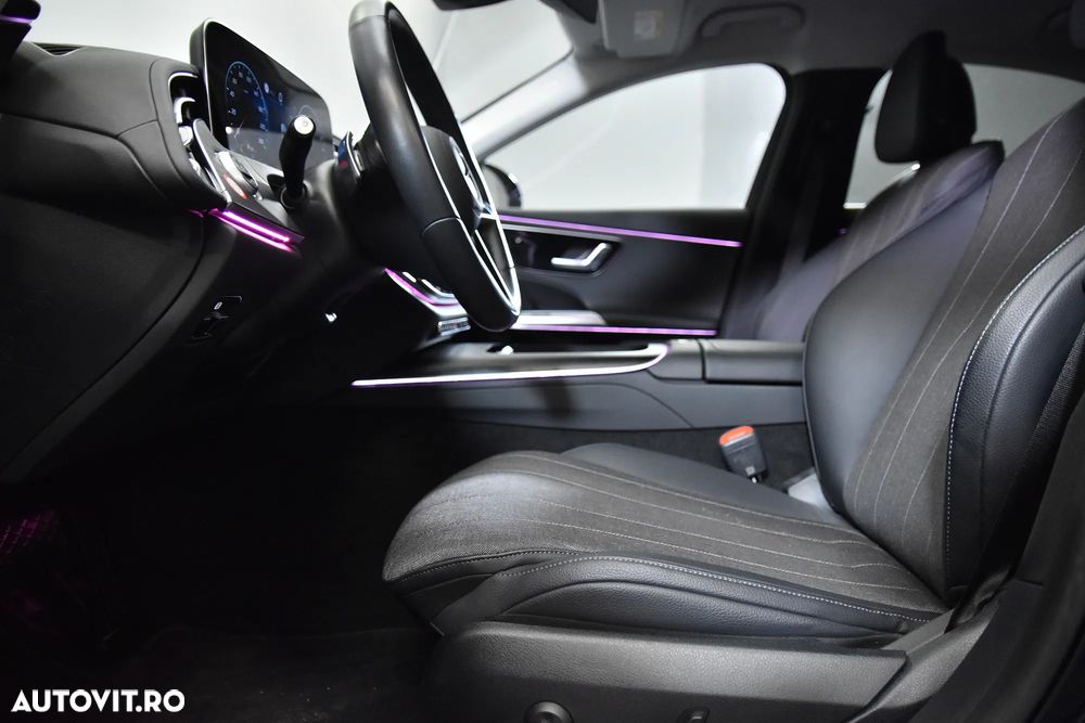 Mercedes-Benz E - 26