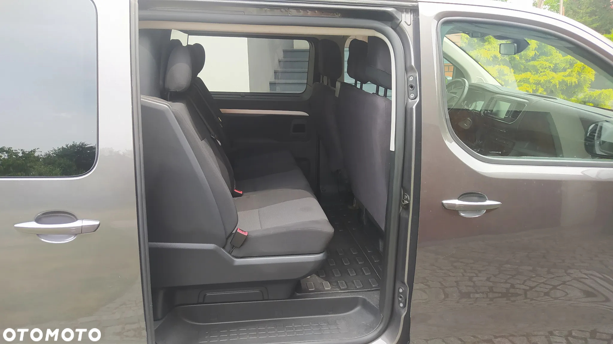 Citroën Jumpy Combi 2.0 BlueHDi M 2,8t (bryg.) - 12