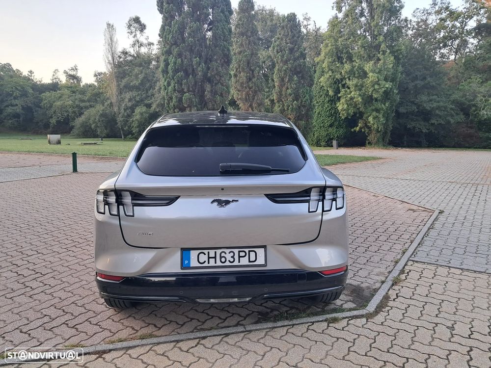 Ford Mustang Mach-E AWD PREMIUM - 8
