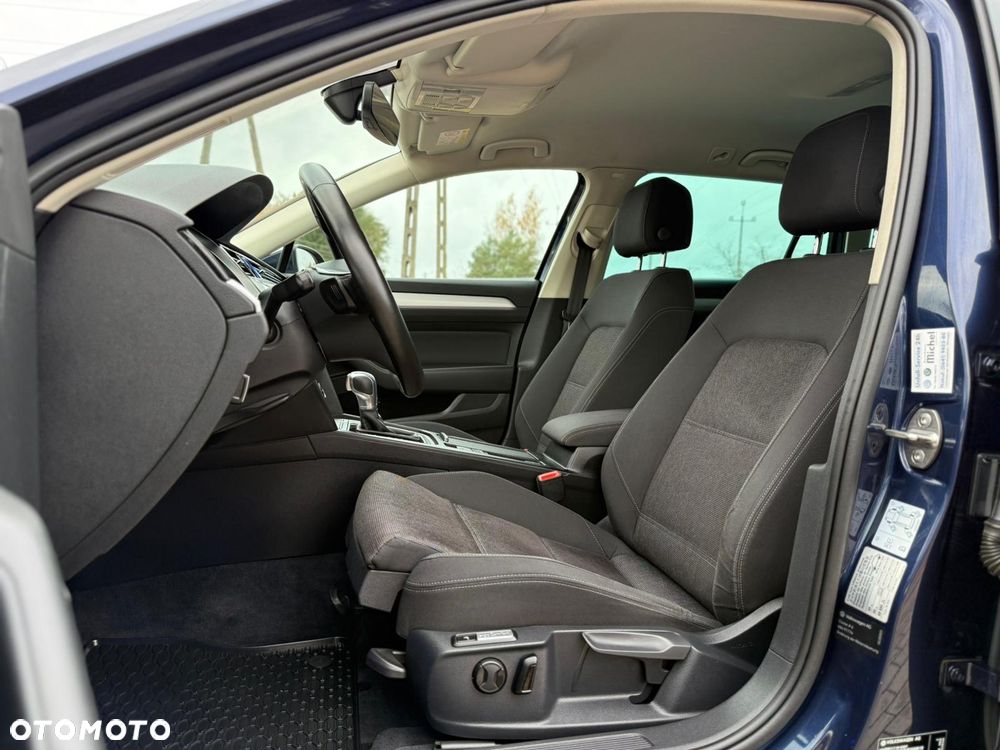 Volkswagen Passat - 7